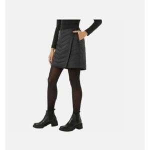 Aventura Black Down Feather Quilted Puffer Short Skirt Gorpcore Outdoors women M
